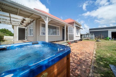 Photo of property in 39 Celia Street, Stratford, 4332