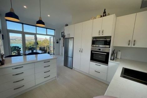 Photo of property in 4f Harmans Road, Lyttelton, 8082
