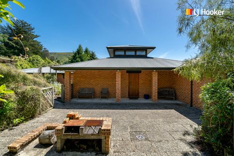 Photo of property in 1 Joshua Place, Helensburgh, Dunedin, 9010