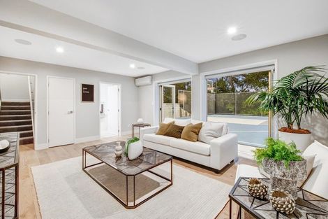 Photo of property in 163 Schnapper Road, Schnapper Rock, Auckland, 0632