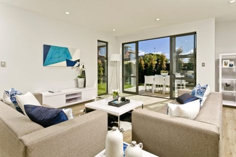 Photo of property in 2a Brook Street, Milford, Auckland, 0620