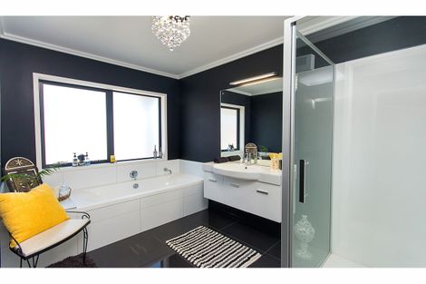 Photo of property in 875 Awhitu Road, Pollok, Waiuku, 2683