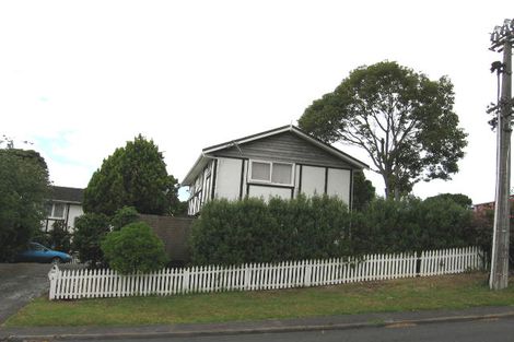 Photo of property in 1/15 Lynn Road, Bayview, Auckland, 0629