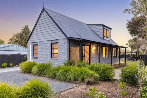 Photo of property in 47a Inwoods Road, Parklands, Christchurch, 8083