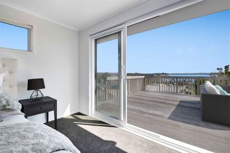 Photo of property in 954a Whangaparaoa Road, Manly, 0930