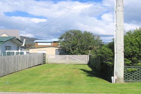Photo of property in 603a Ocean Road, Whangamata, 3620