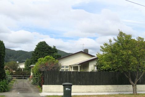 Photo of property in 17 Ararino Street, Trentham, Upper Hutt, 5018