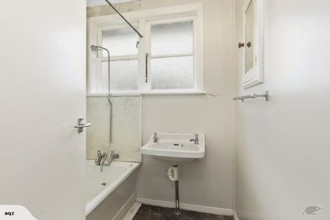 Photo of property in 3 Fisk Street, Naenae, Lower Hutt, 5011