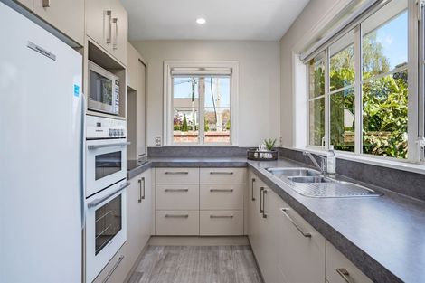 Photo of property in 85 Kahu Road, Fendalton, Christchurch, 8041