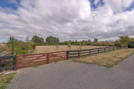 Photo of property in 3 Landsborough Drive, Darfield, 7571