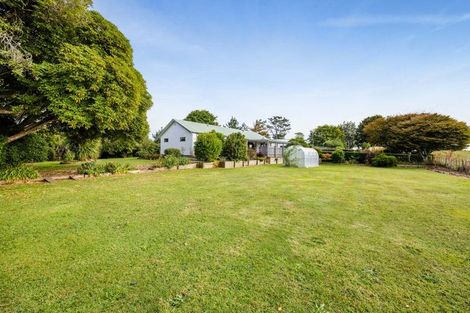 Photo of property in 116 Clifford Road, Eltham, 4322