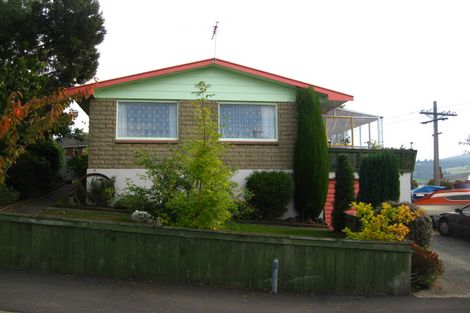 Photo of property in 2 Barton Street, Brockville, Dunedin, 9011