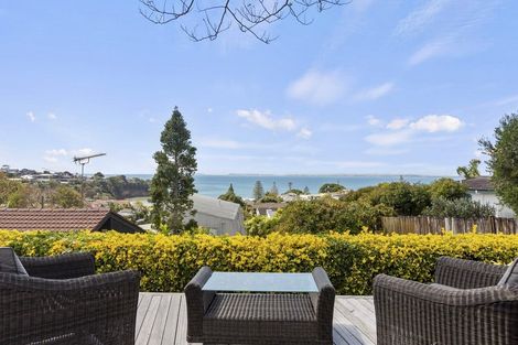 Photo of property in 825 Beach Road, Browns Bay, Auckland, 0630