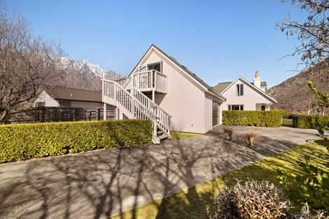 Photo of property in 34 Copper Beech Avenue, Frankton, Queenstown, 9300