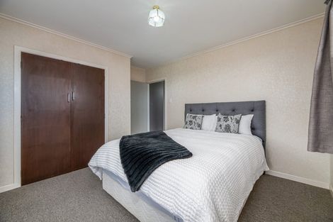 Photo of property in 4 Christina Avenue, Te Atatu South, Auckland, 0602