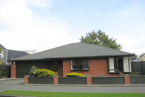 Photo of property in 33 Tudor Avenue, Ilam, Christchurch, 8041