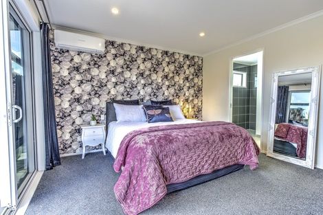 Photo of property in 107 Saint James Drive, Huntington, Hamilton, 3210