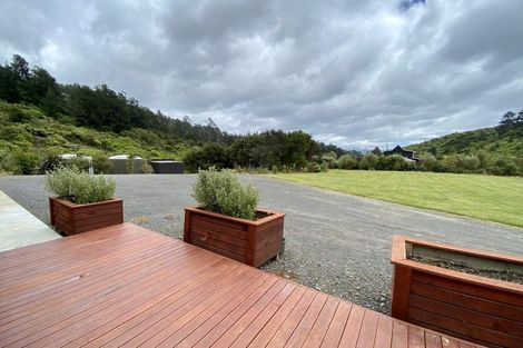 Photo of property in 120 Boons Valley Road, Waikawa, Picton, 7220