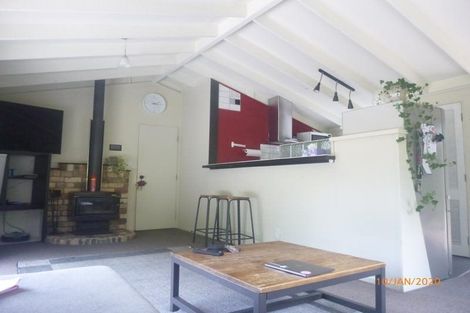 Photo of property in 43 Birdwood Road, Swanson, Auckland, 0612