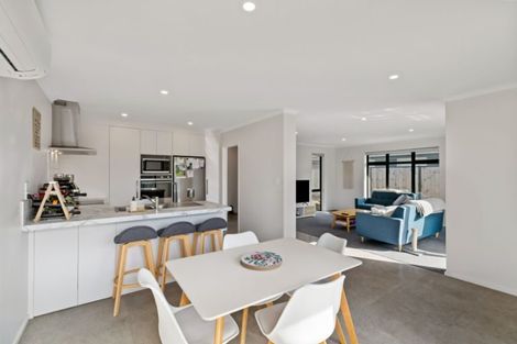 Photo of property in 14 Saint Michael Crescent, One Tree Point, 0118