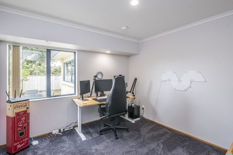 Photo of property in 4 The Avenue, Paraparaumu Beach, Paraparaumu, 5032