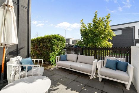 Photo of property in 24 Dignity Street, Papakura, 2110