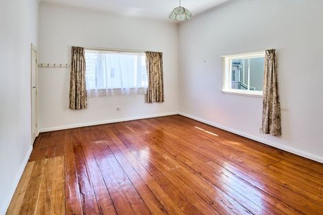 Photo of property in 81 Hill Street, Thorndon, Wellington, 6011