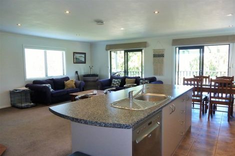 Photo of property in 330 Main Sh25 Road, Tairua, 3508