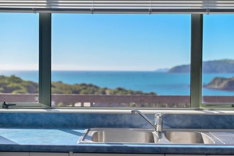 Photo of property in 107 Tireti Road, Titahi Bay, Porirua, 5022