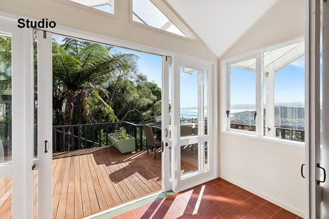 Photo of property in 39 Karepa Street, Brooklyn, Wellington, 6021