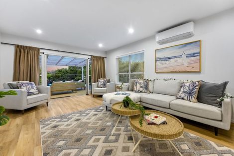 Photo of property in 19 Winslow Heights, Pahurehure, Papakura, 2113