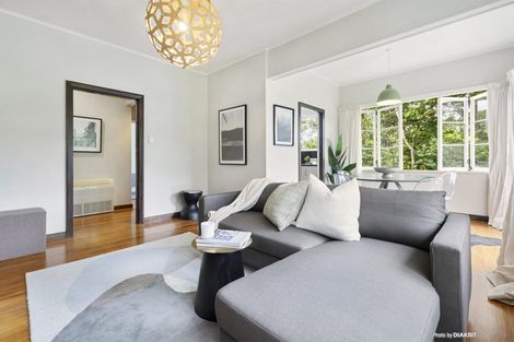 Photo of property in 82 Sunshine Avenue, Karori, Wellington, 6012