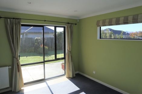 Photo of property in 73 Heathridge Place, Lincoln, 7608