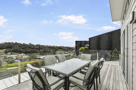 Photo of property in 63 Hawaiian Parade, Arkles Bay, Whangaparaoa, 0932