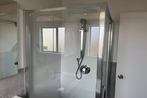 Photo of property in 2/107 Moore Street, Howick, Auckland, 2014