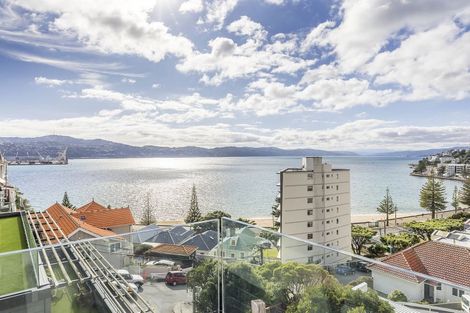Photo of property in 3/16 Oriental Terrace, Oriental Bay, Wellington, 6011