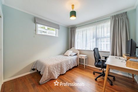 Photo of property in 14 Pinehaven Road, Pinehaven, Upper Hutt, 5019