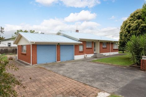 Photo of property in 2 Breckons Avenue, Nawton, Hamilton, 3200