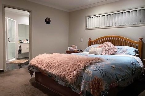 Photo of property in 208 Frimley Oaks, Frimley, Hastings, 4120