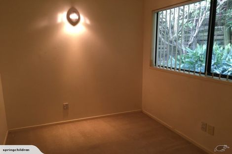 Photo of property in 86 Hattaway Avenue, Bucklands Beach, Auckland, 2012