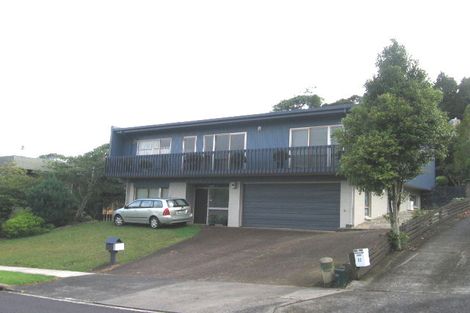 Photo of property in 13 Mappin Place, Chatswood, Auckland, 0626