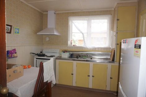 Photo of property in 134 Hakanoa Street, Huntly, 3700