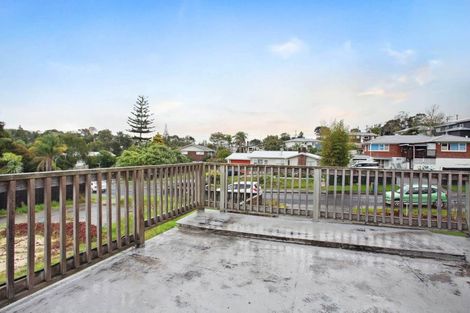 Photo of property in 65 Saffron Street, Birkdale, Auckland, 0626