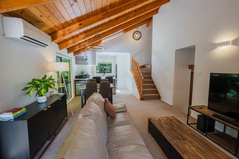 Photo of property in 107 Wirihana Road, Titirangi, Auckland, 0604