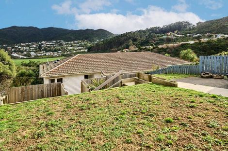 Photo of property in 42 Victory Avenue, Karori, Wellington, 6012