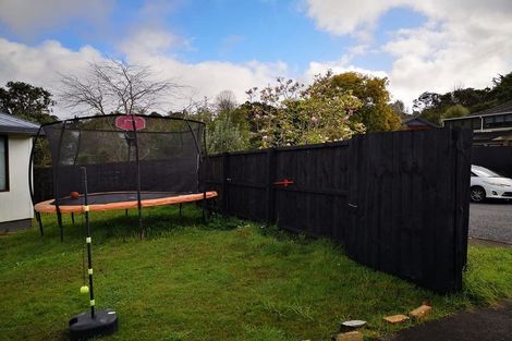 Photo of property in 15 Kotinga Avenue, Glen Eden, Auckland, 0602