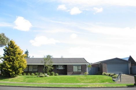 Photo of property in 49 Heta Road, Highlands Park, New Plymouth, 4312