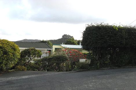 Photo of property in 37 David Crescent, Karori, Wellington, 6012
