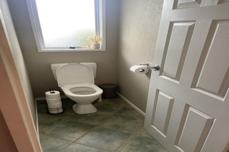 Photo of property in 147 Govett Avenue, Frankleigh Park, New Plymouth, 4310