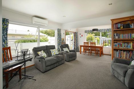 Photo of property in 18 Cawthron Crescent, Annesbrook, Nelson, 7011